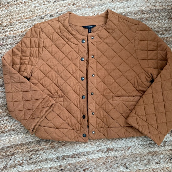 Banana Republic Jackets & Blazers - Banana Republic Large Petite Brown Quilted Button Down Jacket 100% Cotton